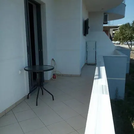 Meta Aparthotel Ksamil